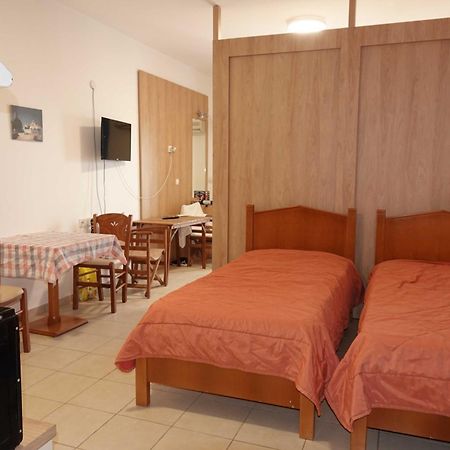 Aeriko Hotel Apartments Agia Marina  外观 照片